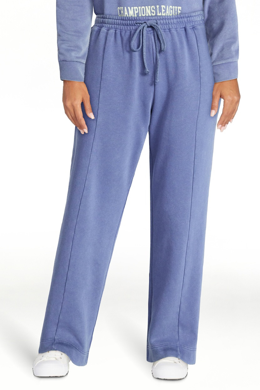 No Boundaries Mineral Wash Wide-Leg Sweatpants, 31'' Inseam, Women's XXS-XXL | Walmart (US)