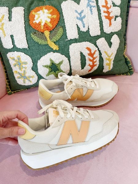 This is VERY RARE! 20% OFF my New Balance sneakers! I just grabbed mine before our SB trip! Use c0de: surprise 

Love the neutral spring vibe! 🙌 True to size
Free shipping when you sign in! 
Xo, Brooke

#LTKstyletip #LTKSeasonal #LTKshoecrush