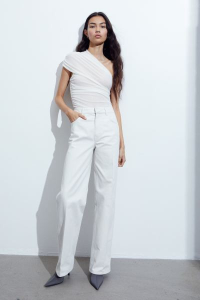 One-shoulder tulle top - Cream - Ladies | H&M GB | H&M (UK, MY, IN, SG, PH, TW, HK)