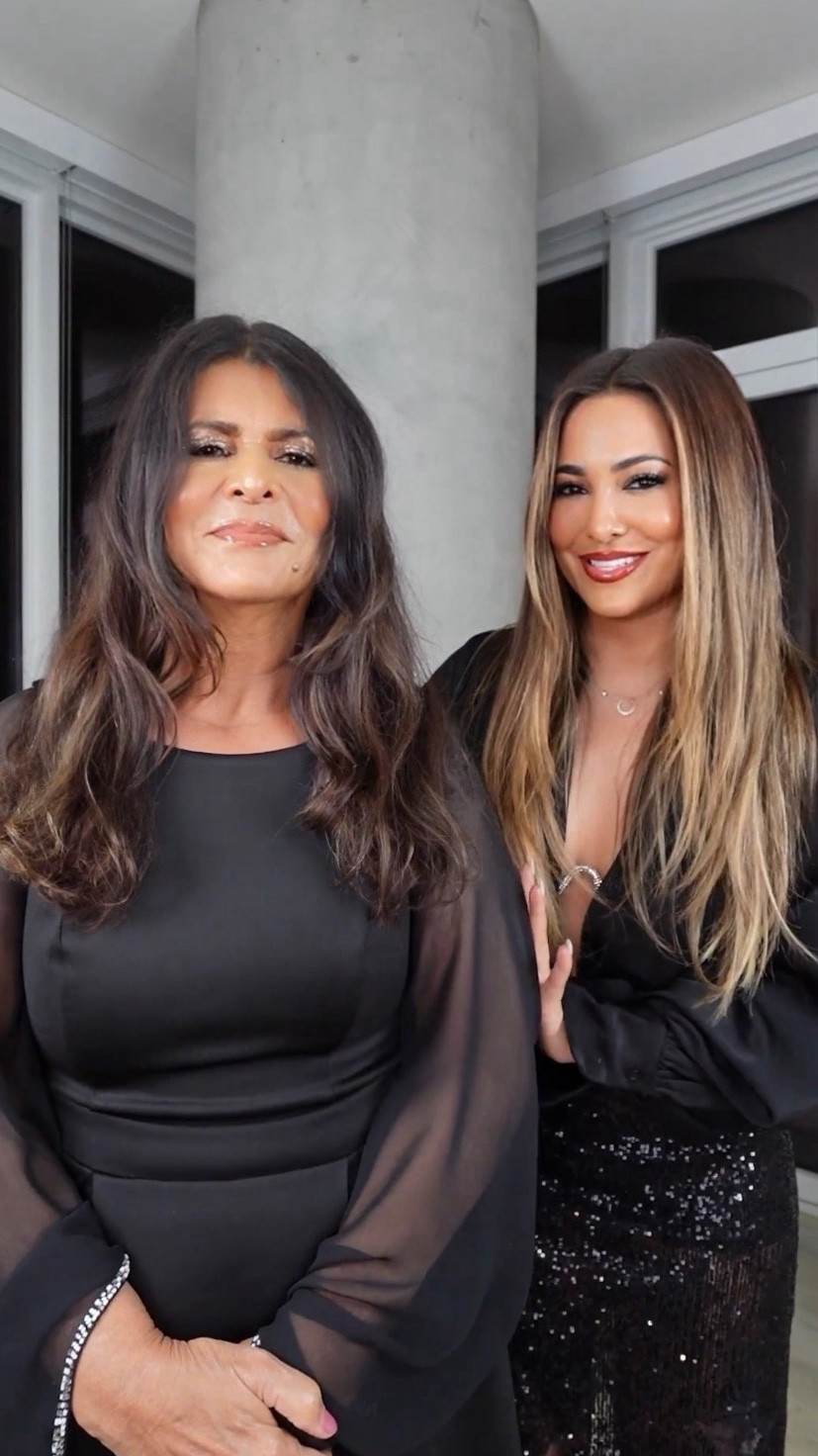 POV: You found the perfect scarf hack to cover your arms 💫 

 

#LTKMothersDay #LTKgrwm #LTKootd