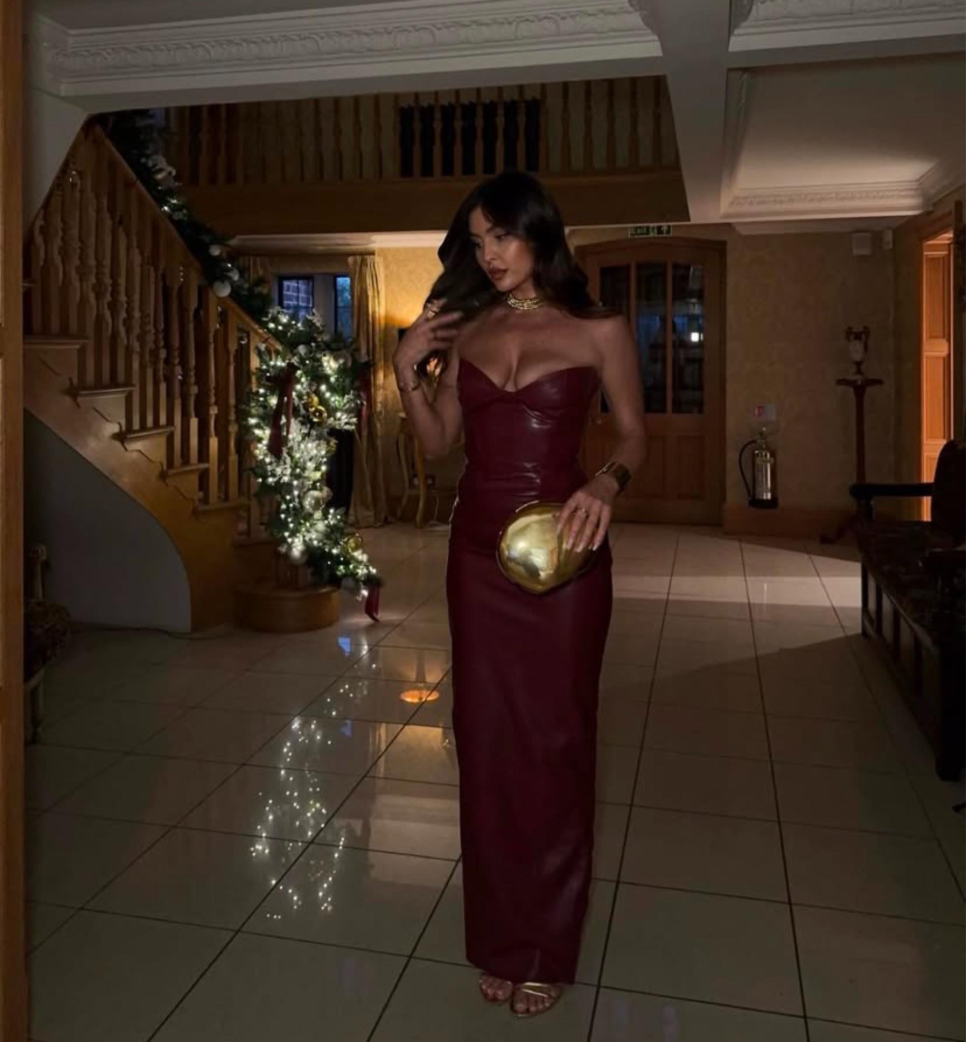 Holiday outfit 
 Burgundy  dress
Gold bag
Gold necklace
Gold bangles 

#LTKStyleTip #LTKCyberWeek #LTKHoliday