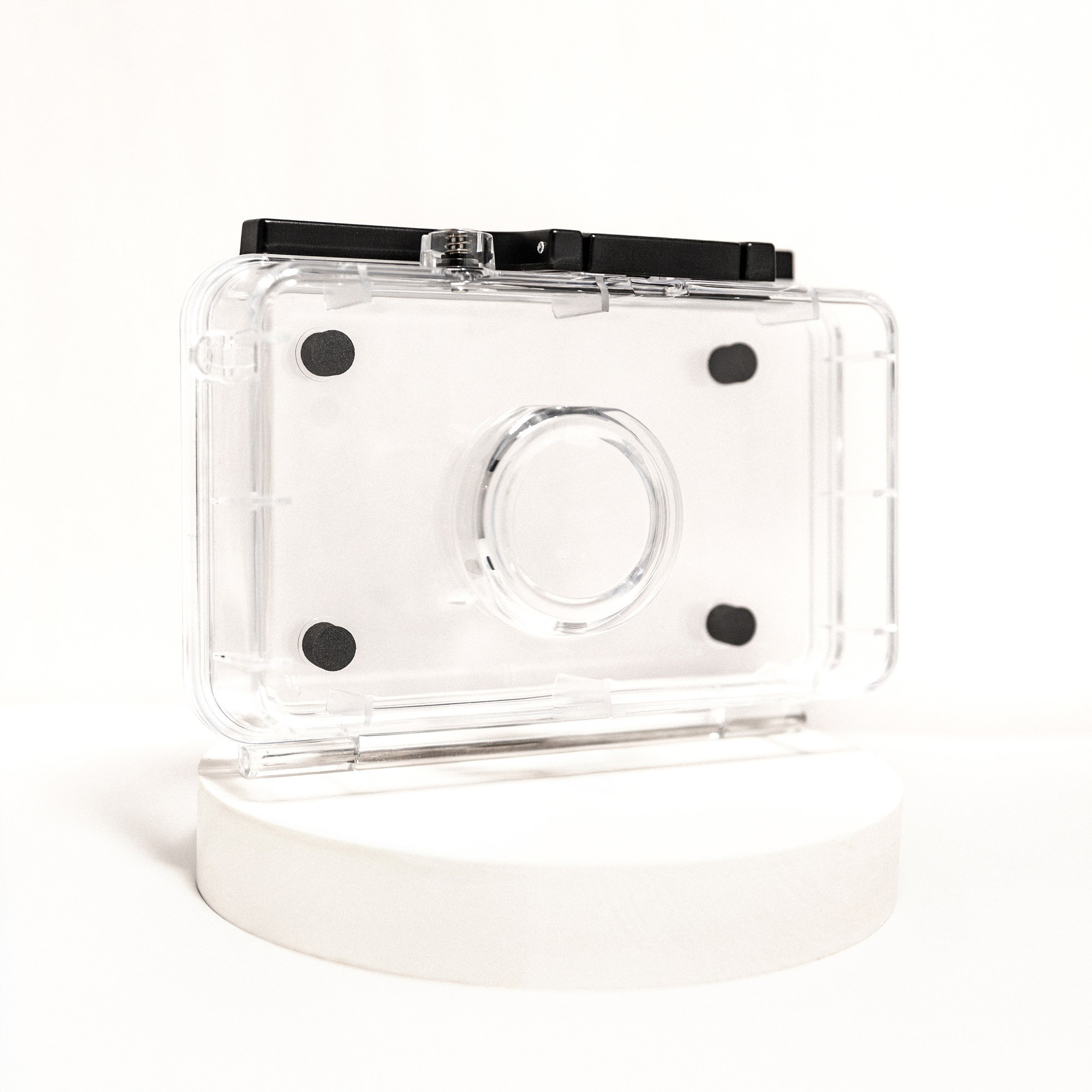 Camp Snap Waterproof Case Clear | REI