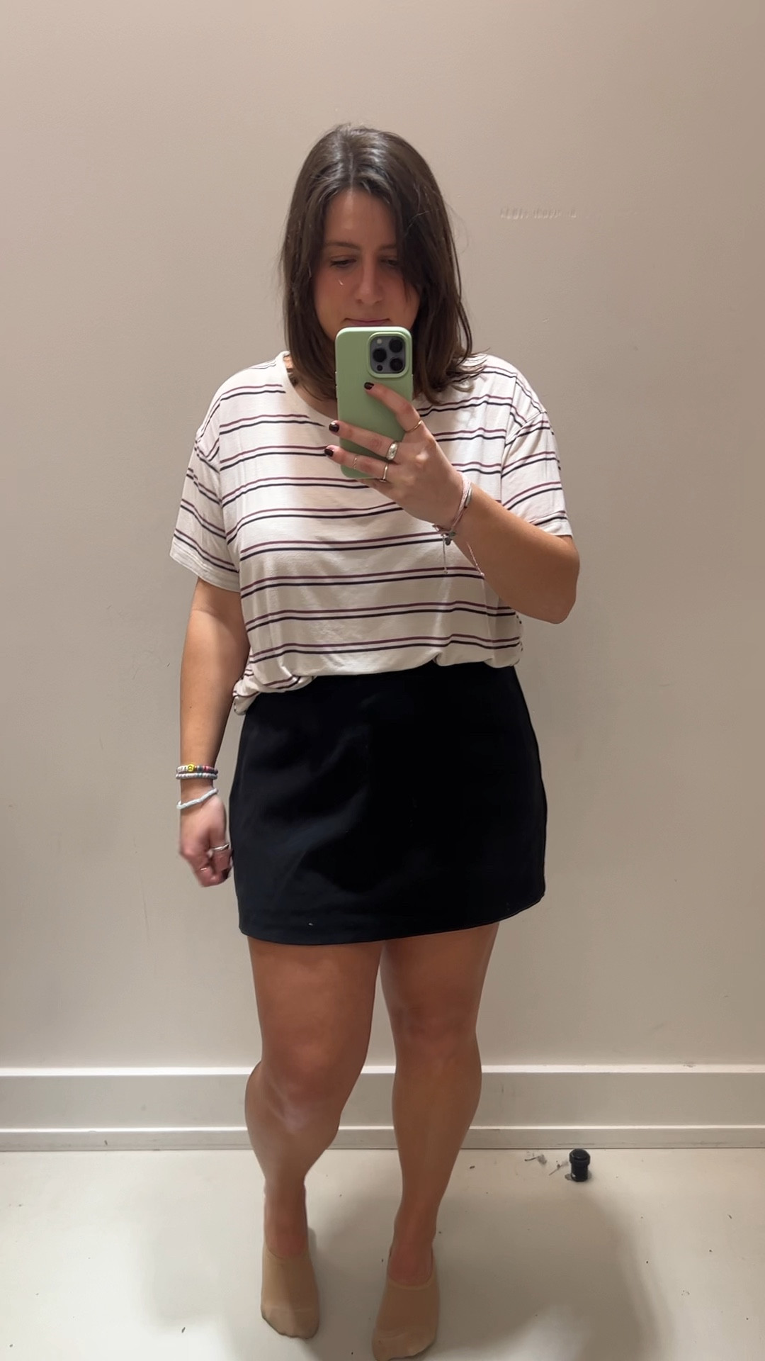 Abercrombie skort 
Size L but I think I need a size M

#LTKSeasonal #LTKmidsize #LTKSpringSale