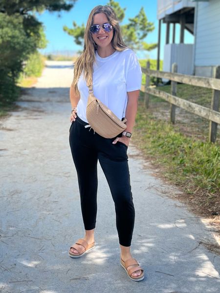  My absolute favorite joggers for a casual day running errands or doing all the mom things. Paired with the best ever plain white crop tee. 


#LTKunder100 #LTKstyletip #LTKfit