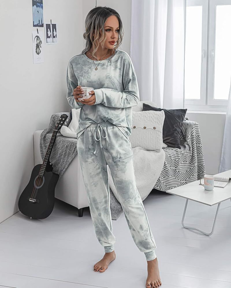PRETTYGARDEN Women’s Tie Dye Two Piece Pajamas Set Long Sleeve Sweatshirt with Long Pants Sleepwear | Amazon (US)