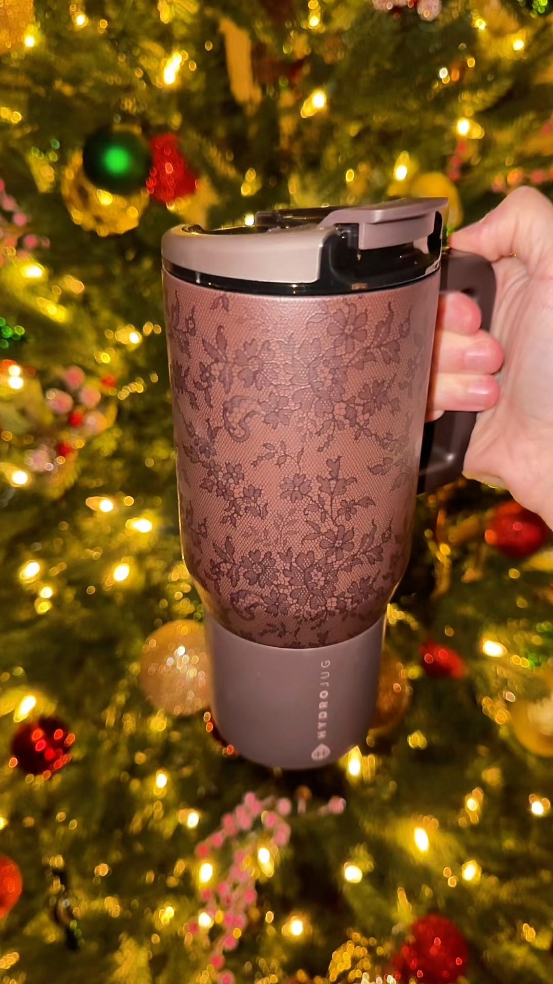 Hydrojug. Coffee Tumbler! 

#LTKGiftGuide #LTKmorningroutine #LTKHoliday