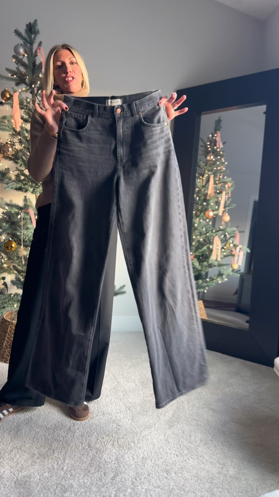 Holiday outfit ideas with these grey wash wide leg jeans! This darker
wash can easily be dressed up or down so they are really versatile 👏🏻 they come in tall inseam. I’m wearing my true to size in the tall length.

#LTKOver40 #LTKWatchNow #LTKHoliday