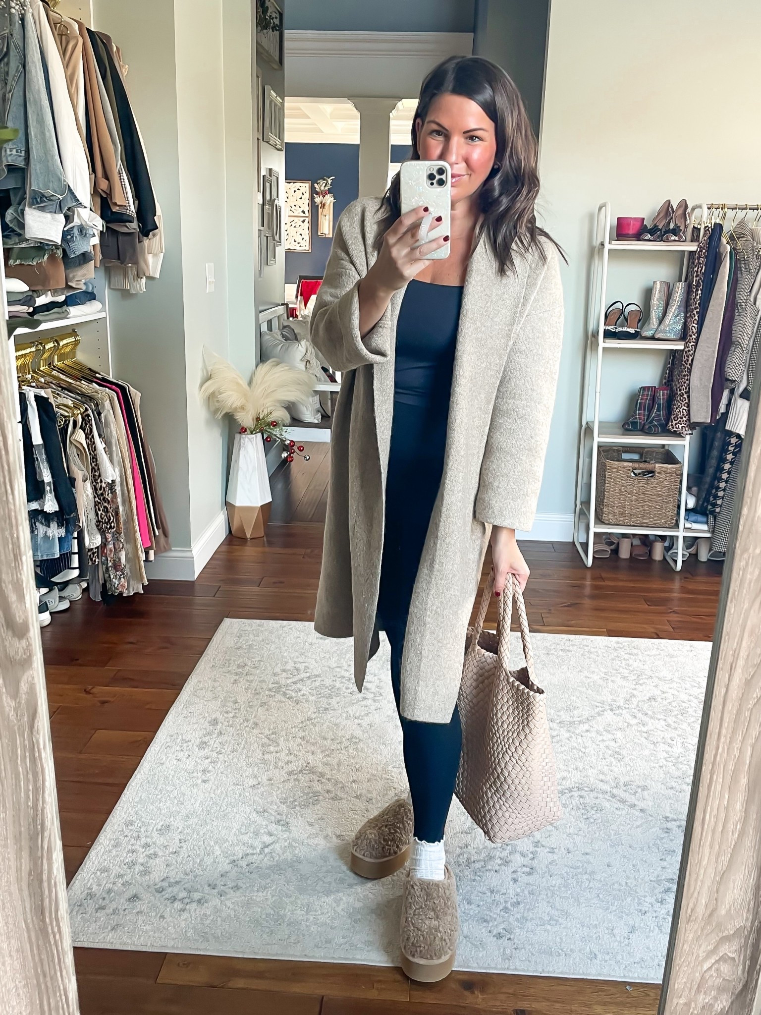 Comfy fall to winter style 

#LTKSeasonal #LTKStyleTip #LTKOver40