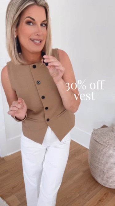 This vest is on sale!! Wearing size small. Use my new customer discount code RACHELXSPANX on the jeans. I am 5’11” wearing

#LTKSaleAlert #LTKWorkwear #LTKOver40