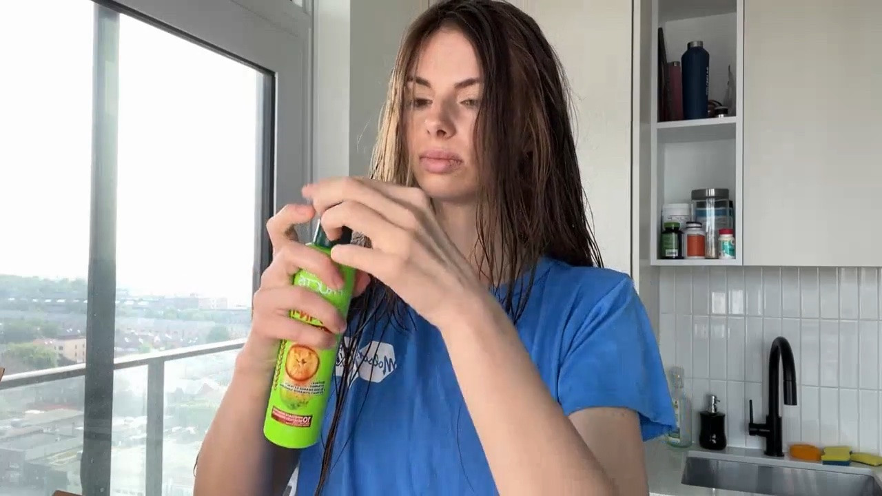 Fine hair girls, this one’s for you ✨ Garnier Fructis Grow Strong Thickening Hairspray gives my hair a fuller-looking finish while helping with hold, heat protection, and styling. A great multitasking pick if you want your hair to look thicker without making it feel weighed down. 💕 #FineHair #HairCare #HairVolume #GarnierFructis #HairStyling #LTKBeauty

#LTKcanada #LTKbeauty #LTKsale