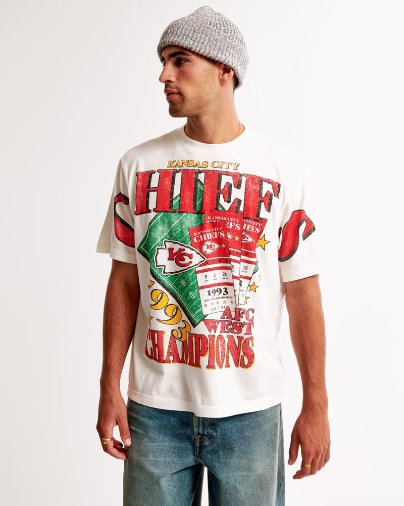 Kansas City Chiefs Vintage-Inspired Graphic Tee | Abercrombie & Fitch (US)