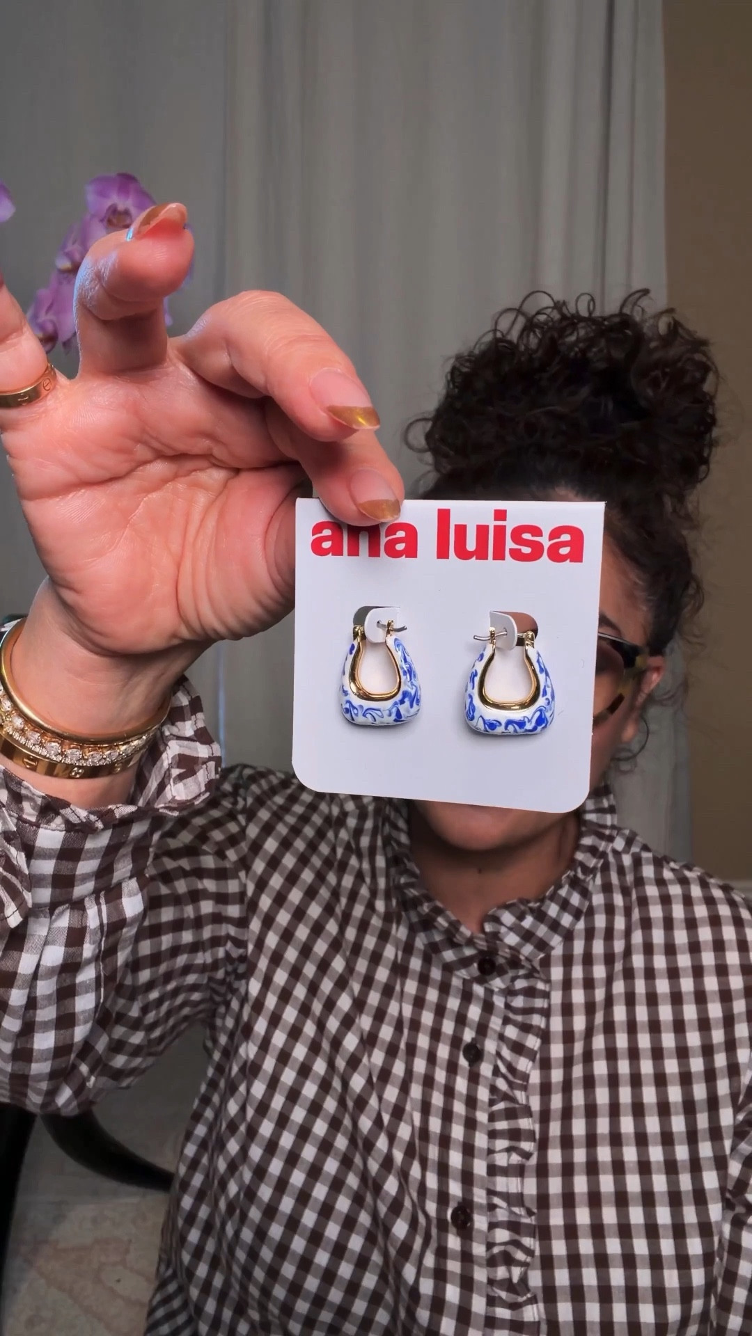 I can’t quit you @Ana Luisa! The jewelry is just so good. It’s looks and wears like 14k gold - waterproof, tarnish resistant, and has a 2 year warranty - without the sticker price! Get up to 25% off select styles! Can’t recommend them enough 💕❤️

#LTKOver40 #LTKdayinmylife #LTKSpringSale