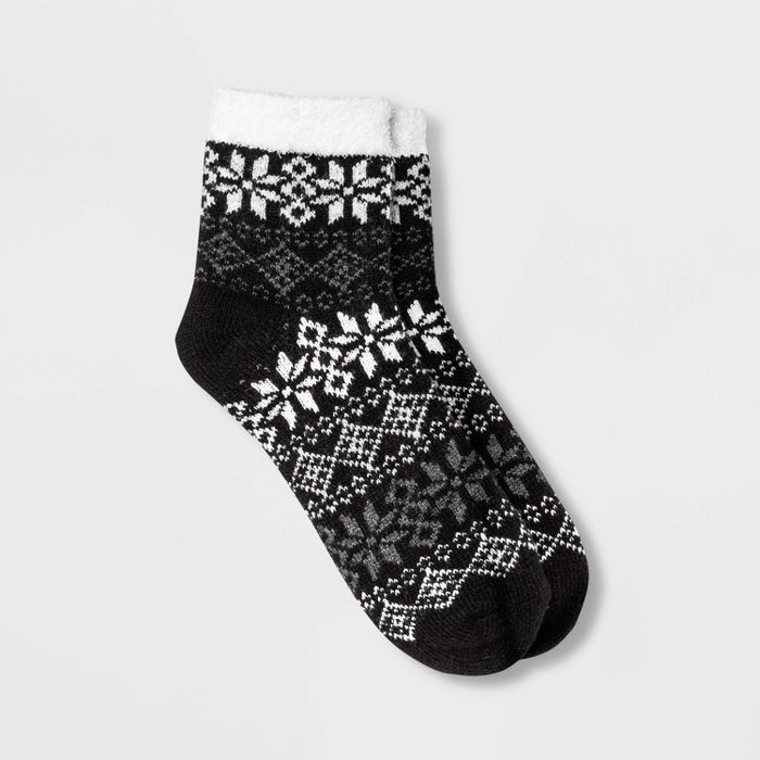 Women's Fair Isle Snowflake Double Lined Cozy Ankle Socks - A New Day™ Black 4-10 | Target