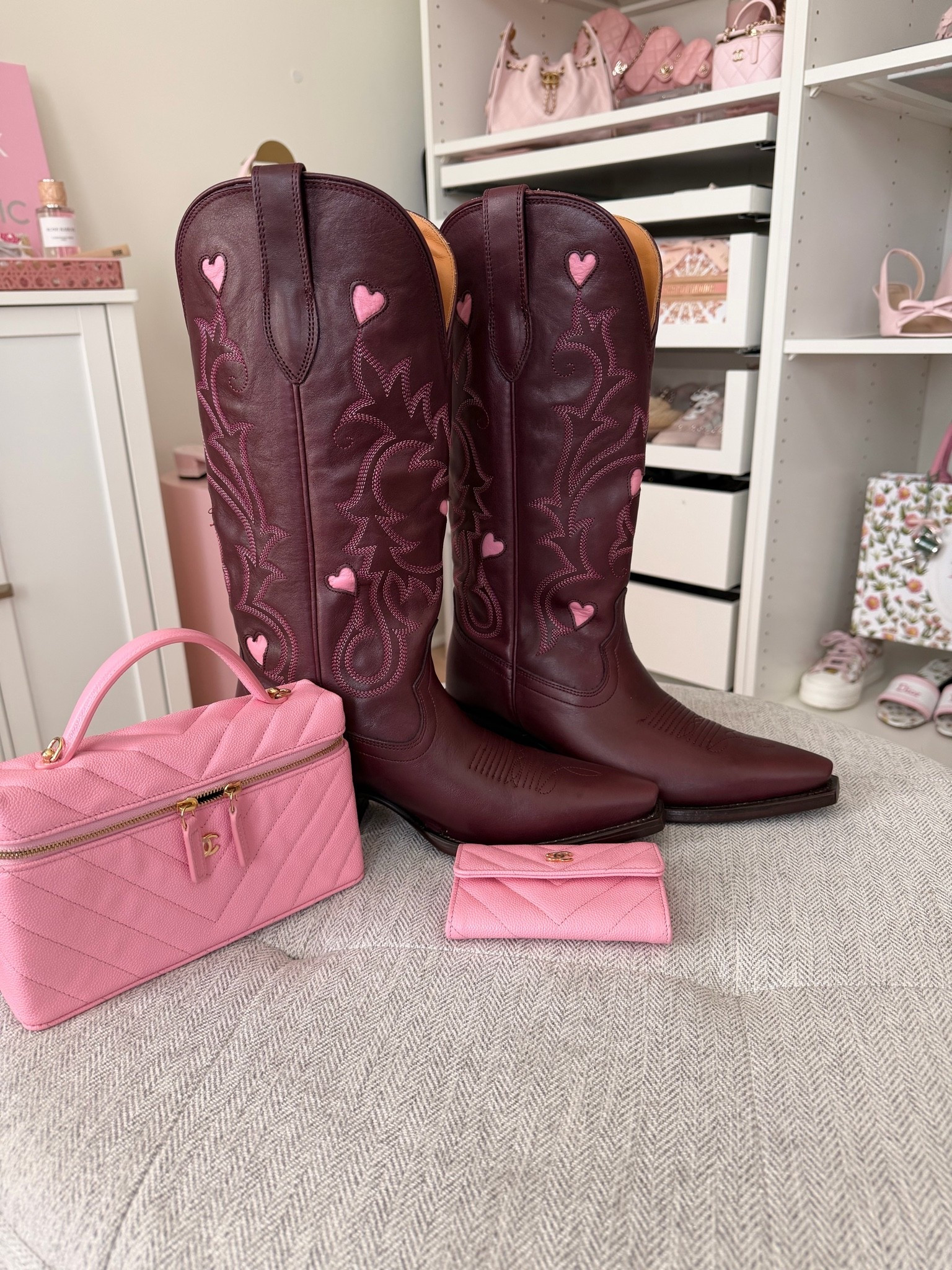 The most beautiful cowgirl- country boots 👢

#LTKHome #LTKBeauty