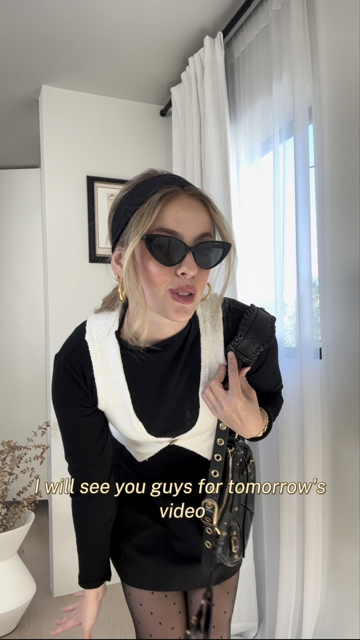 Day 10/30 days of recreating outfits from What People Are Wearing 

#LTKGiftGuide #LTKSeasonal #LTKsalealert