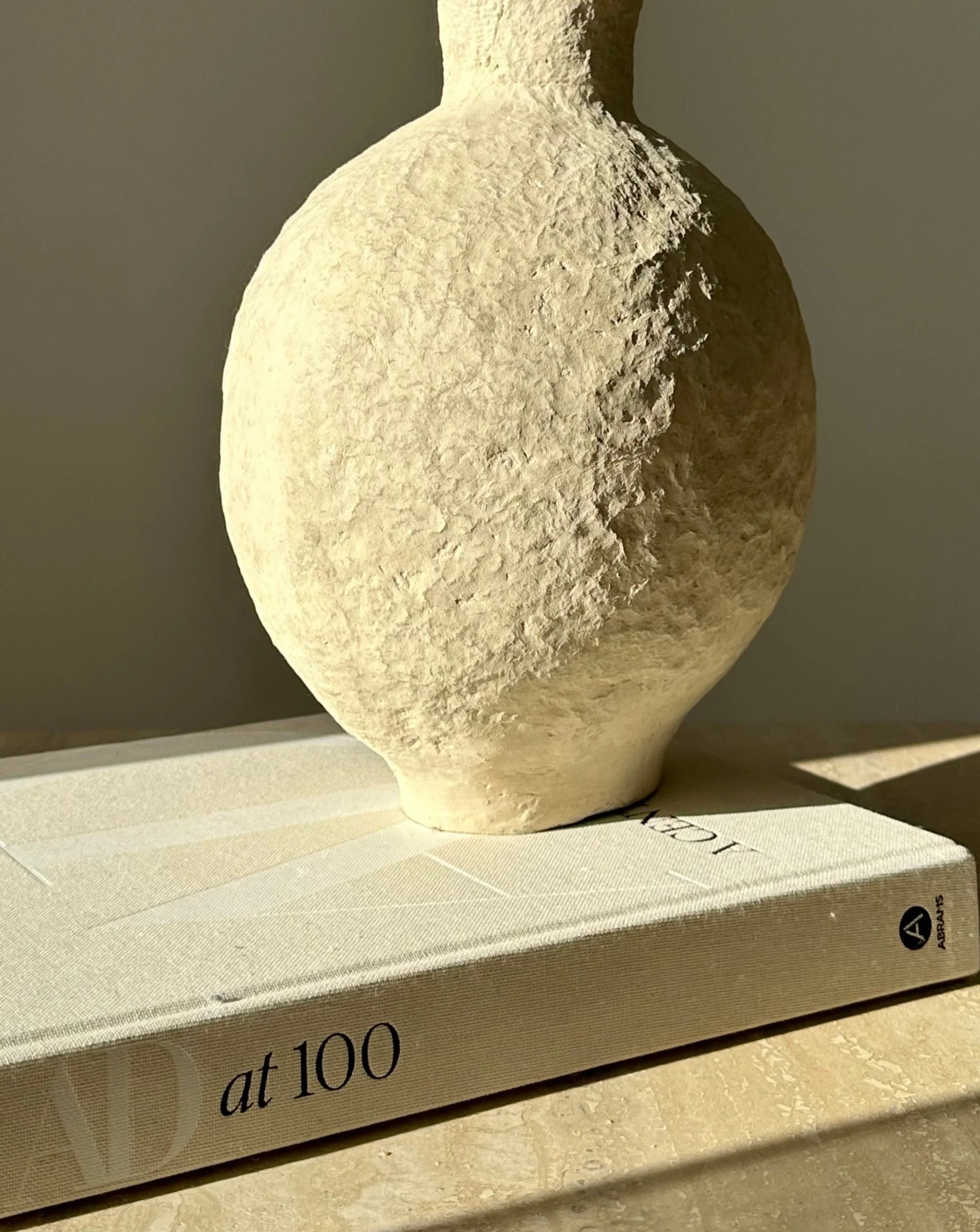 ARCHITECTURAL DIGEST AT 100 | Off-White Palette