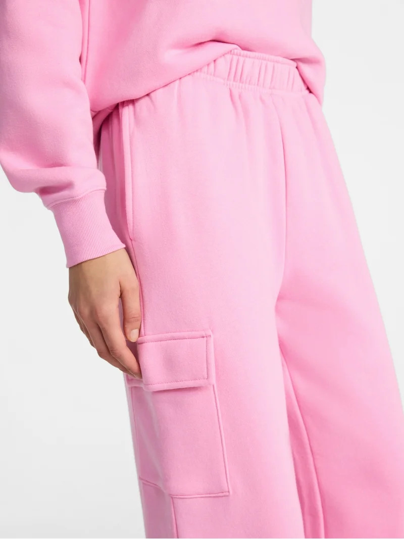 No Boundaries Fleece Cargo Wide-Leg Pants, 30'' Inseam, Women's XXS-XXL | Walmart (US)