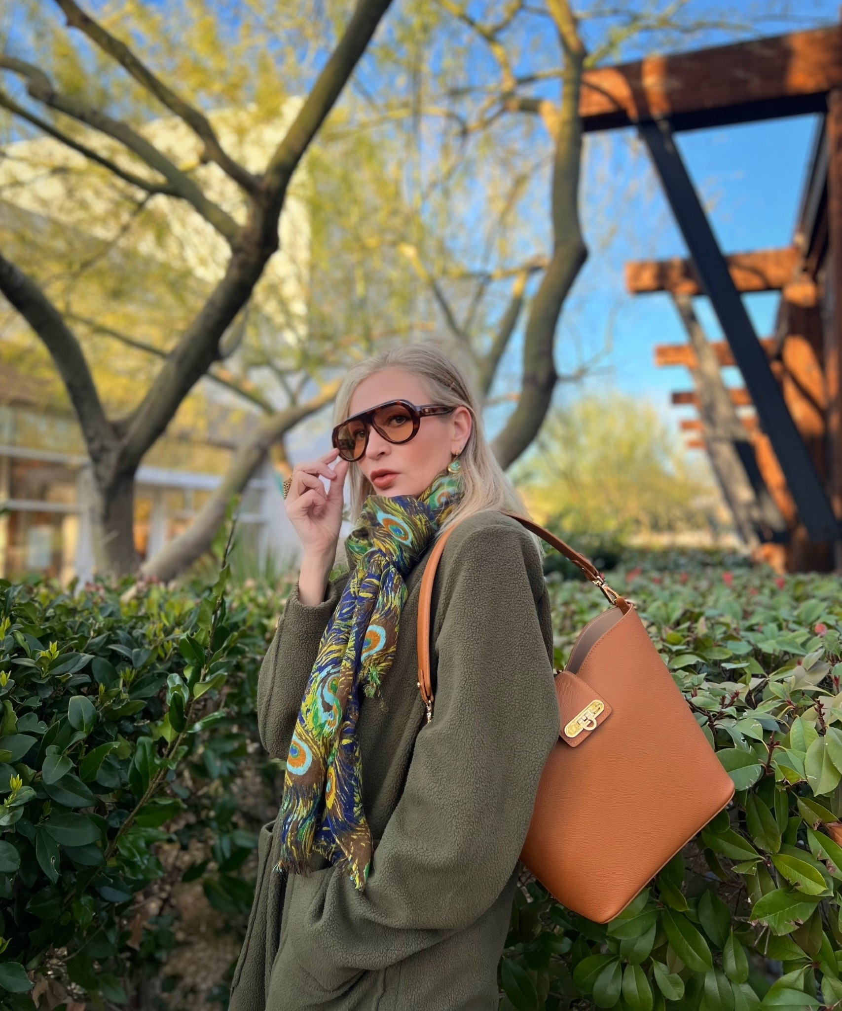 Sporting the FAB Isabel Bucket Bag from @Gigi New York. Code JAMIE20 gets you 20% off your #giginewyork order! #yourewelcome 

#LTKdayinmylife #LTKOver40