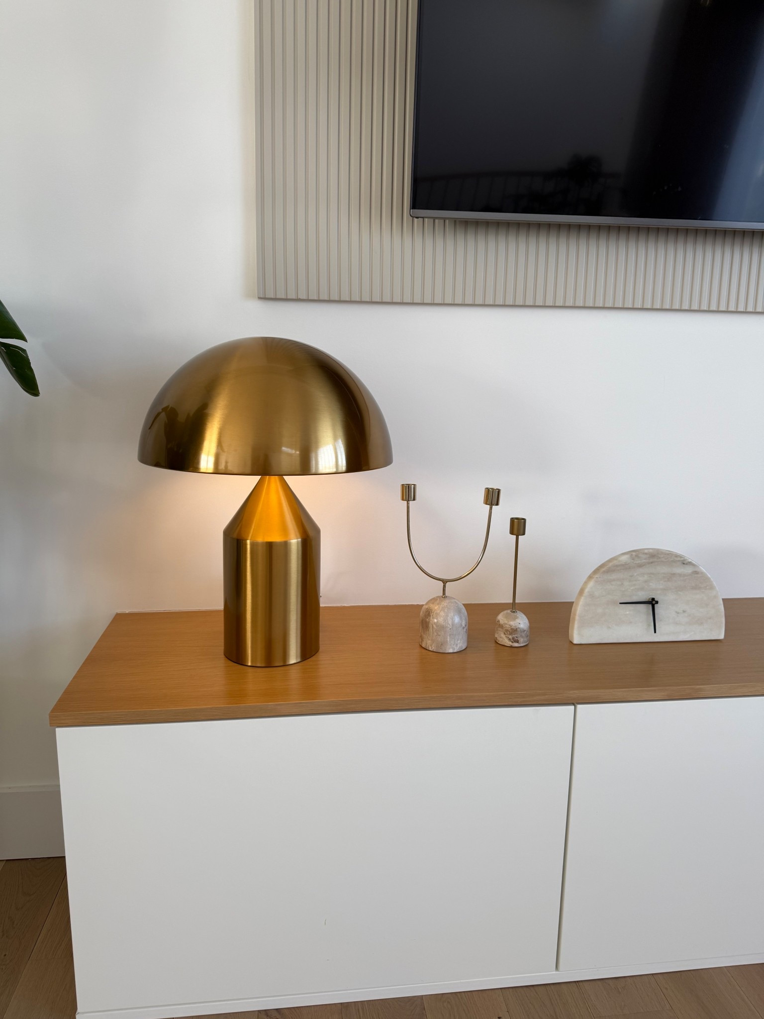 Sharing one of my favorite lamps 🙌🏼 loving its shape and color 

#LTKSaleAlert #LTKHome #LTKstorytime