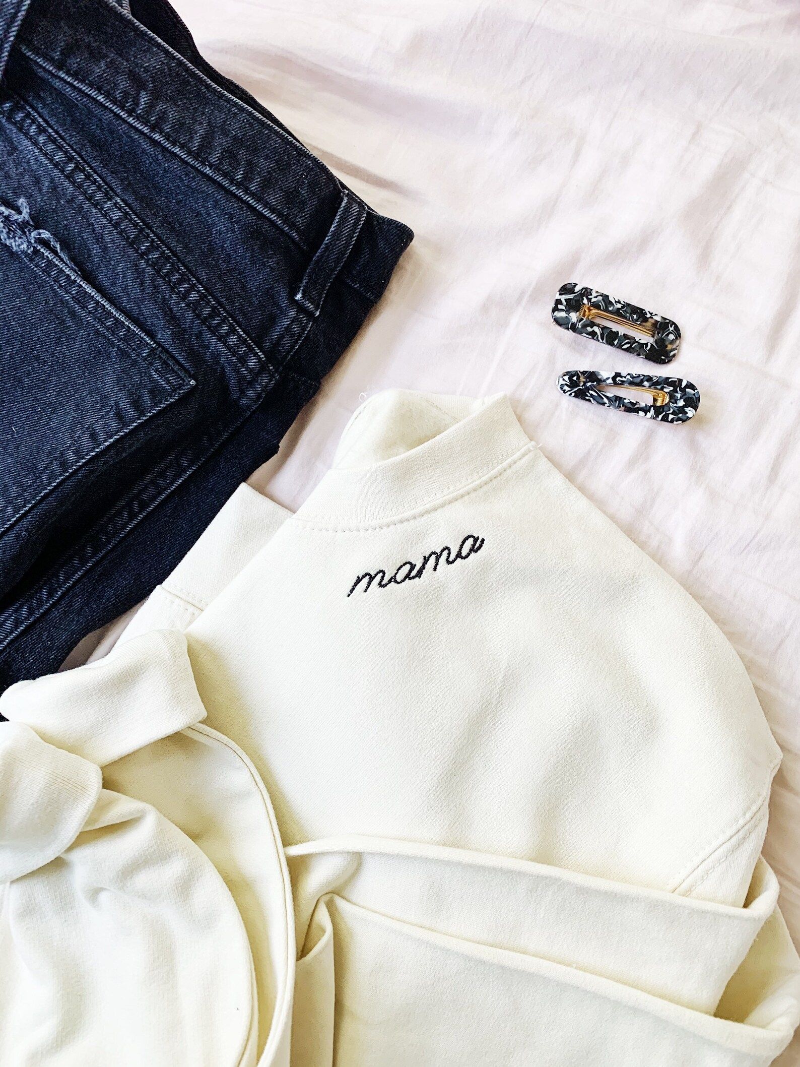 Mama Embroidered Sweatshirt, Modern Mama Shirt, Mama Sweatshirt, Gift for Mom, Mother’s Day Gif... | Etsy (US)