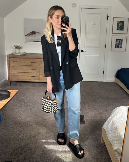 Love this linen blazer for outfits that you might wear a jean jacket with but you just aren’t going for denim on denim. These jeans run large. Wearing my true size 27 but you could size down one for a more snug fit.