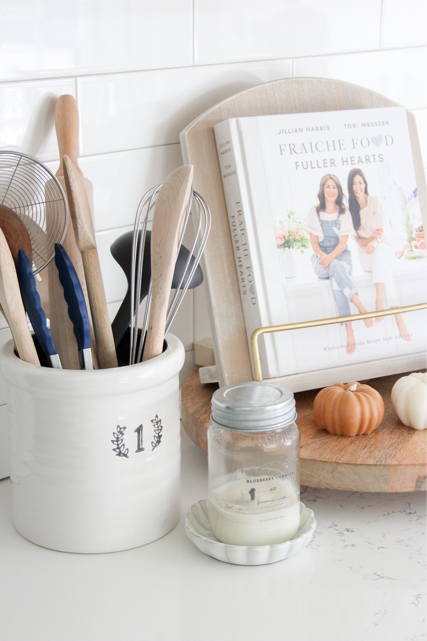 Cozy fall cottage kitchen 

#LTKHome #LTKSeasonal #LTKHoliday