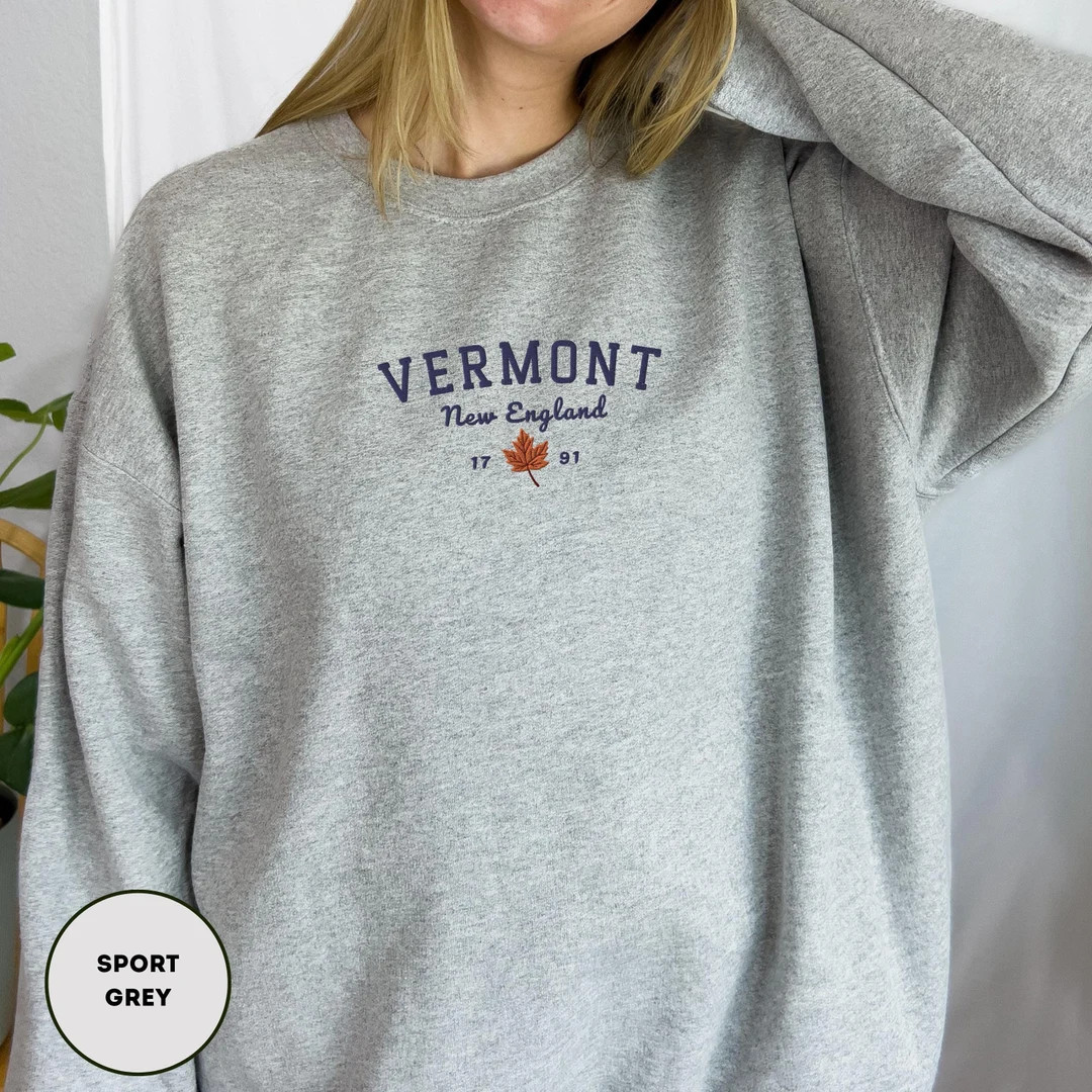 Vermont Embroidered Sweatshirt Vermont State Crewneck New England Embroidery Sweater Vermont Souv... | Etsy (US)