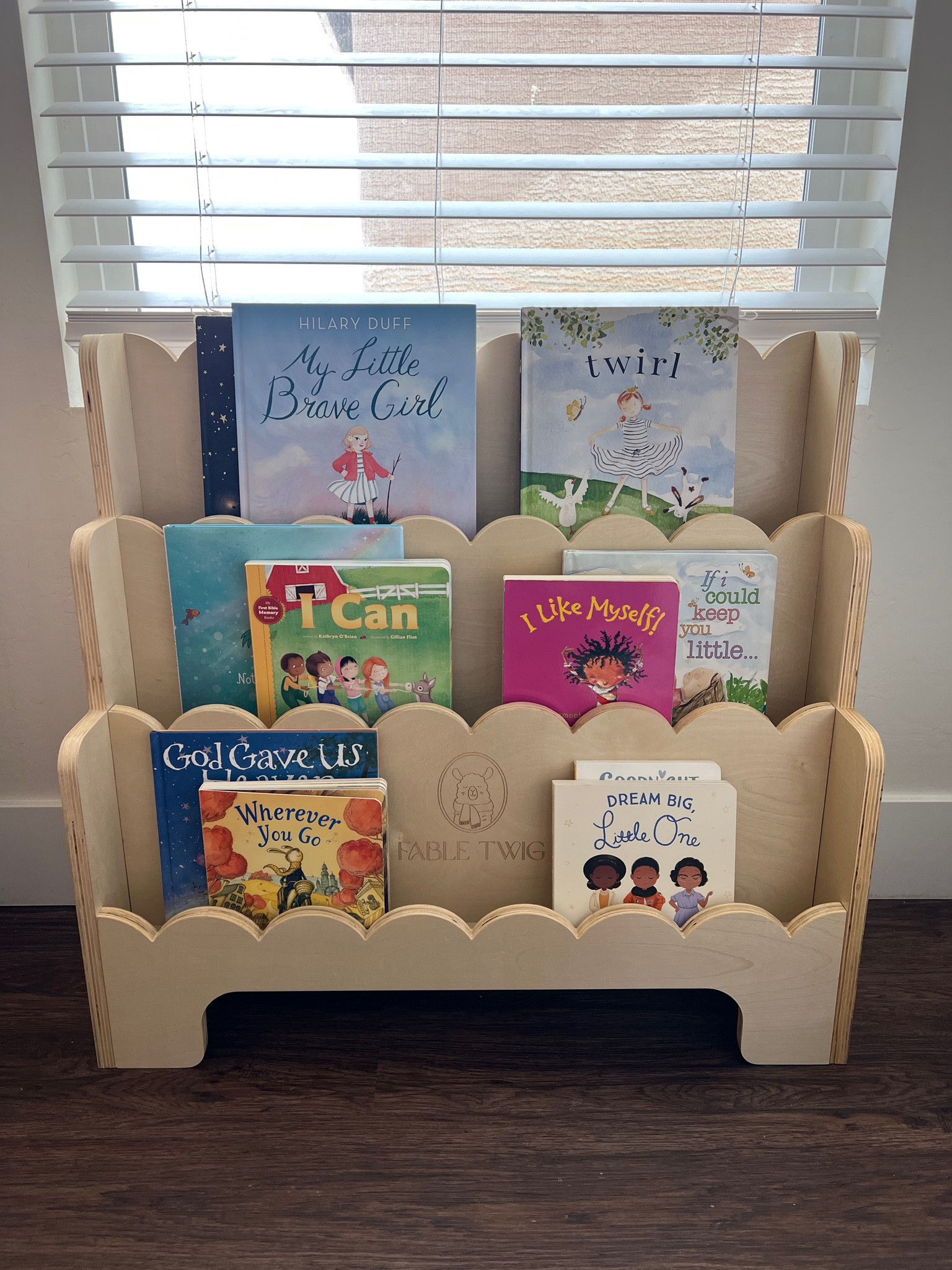 Shop this adorable scalloped bookshelf from Amazon! Perfect kids room/playroom. 

#bookshelf #toddler #bedroom #girl #boy 

#LTKKids #LTKFamily #LTKHome