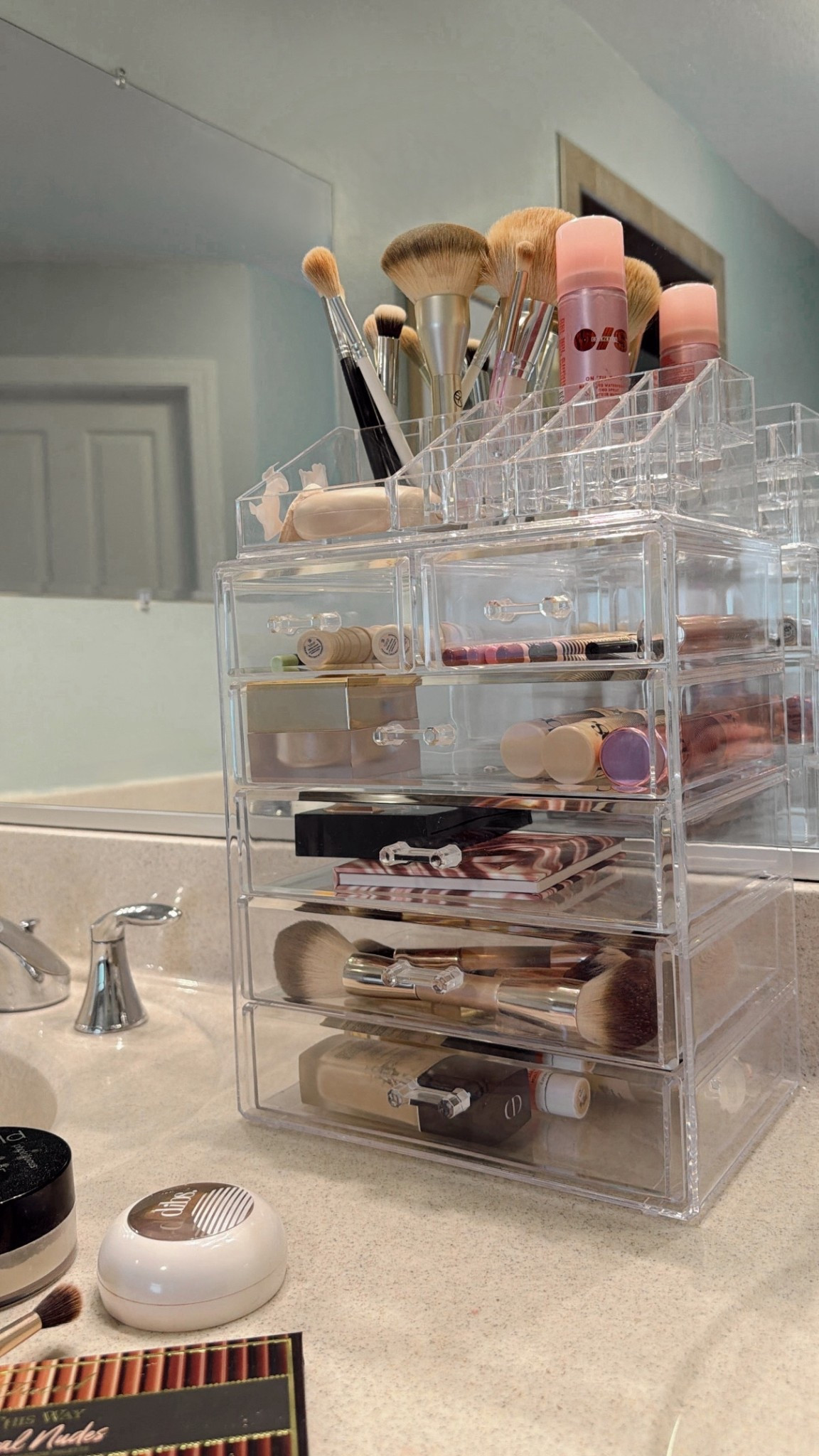 Makeup organizer
Countertop makeup drawers
Acrylic drawers
Makeup favorites
Everyday makeup


#LTKgrwm #LTKmorningroutine #LTKBeauty