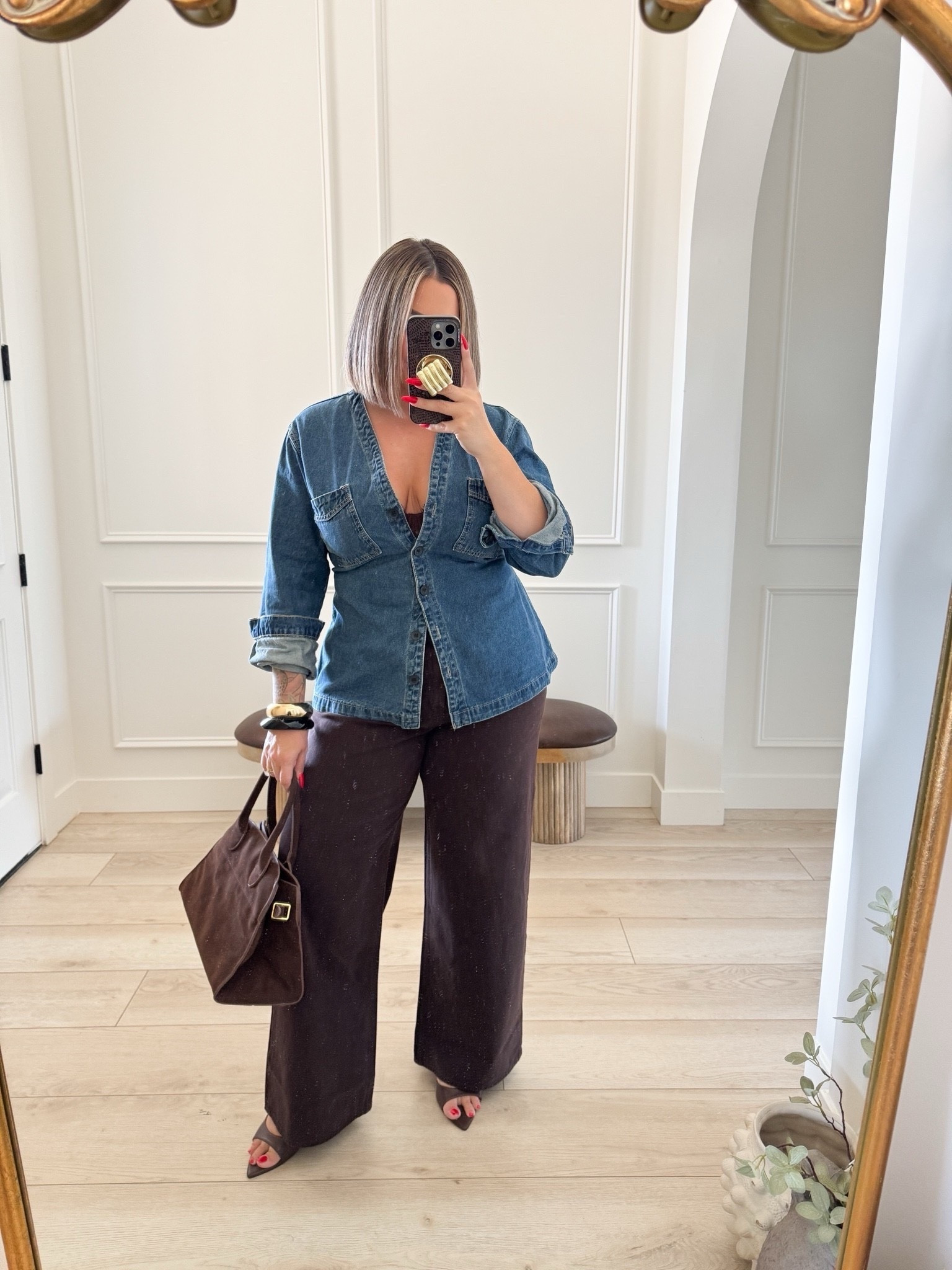 Jeans 31 long 
Top xl 
#amazon #abercrombie

Follow my shop @shaynaslife on the @shop.LTK app to shop this post and get my exclusive app-only content!

#liketkit 
@shop.ltk
https://liketk.it/6lrbW