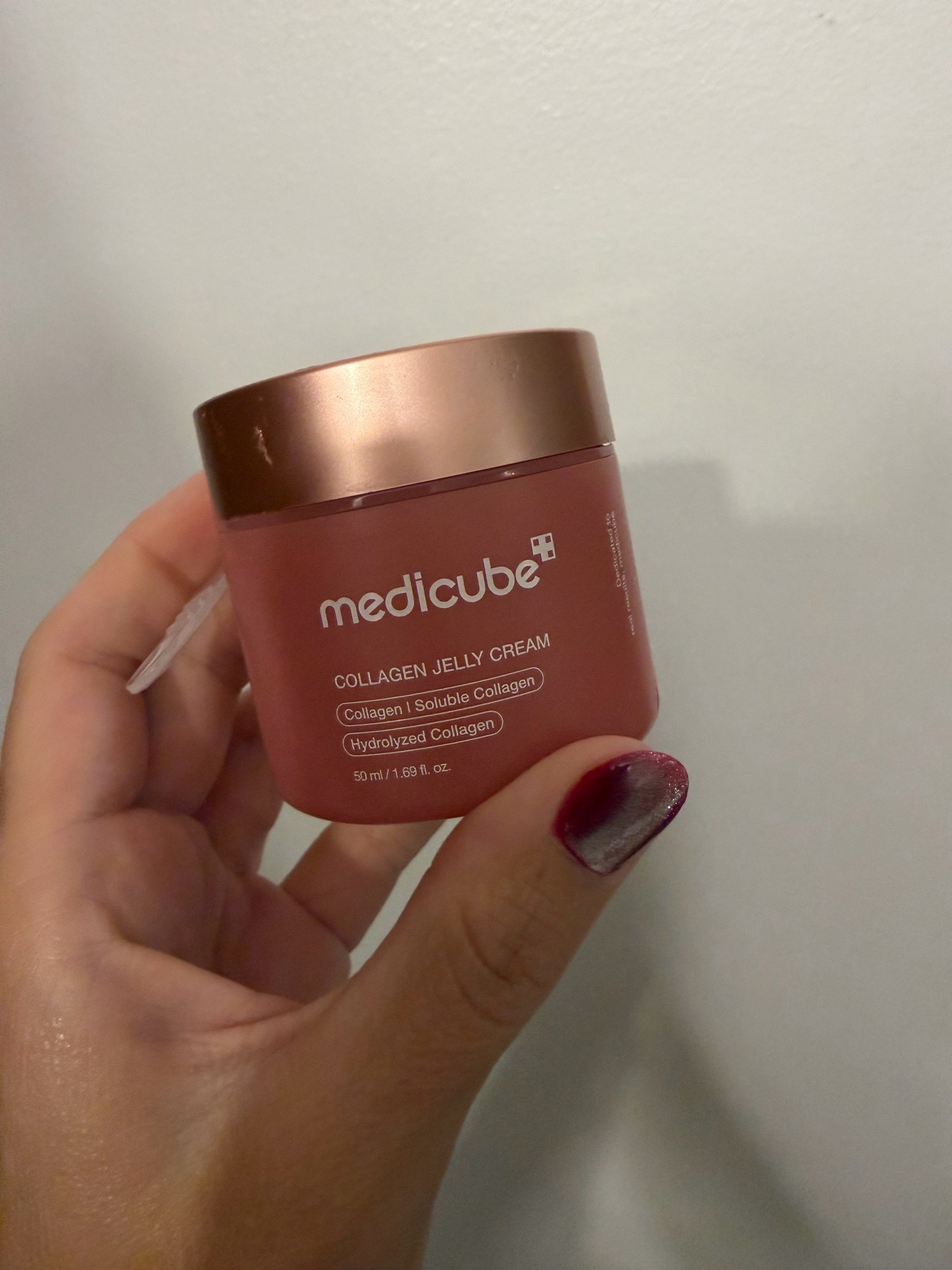 #productempties

People swear by this stuff but I have to say it wasn’t my favorite. It was so just sooooo goopy! Reminded me of the slime my kids play with and love that freaks me out lol. Definitely left my skin hydrated, I will give it that! Can’t say I’ll be repurchasing though.

#LTKOver40 #LTKBeauty