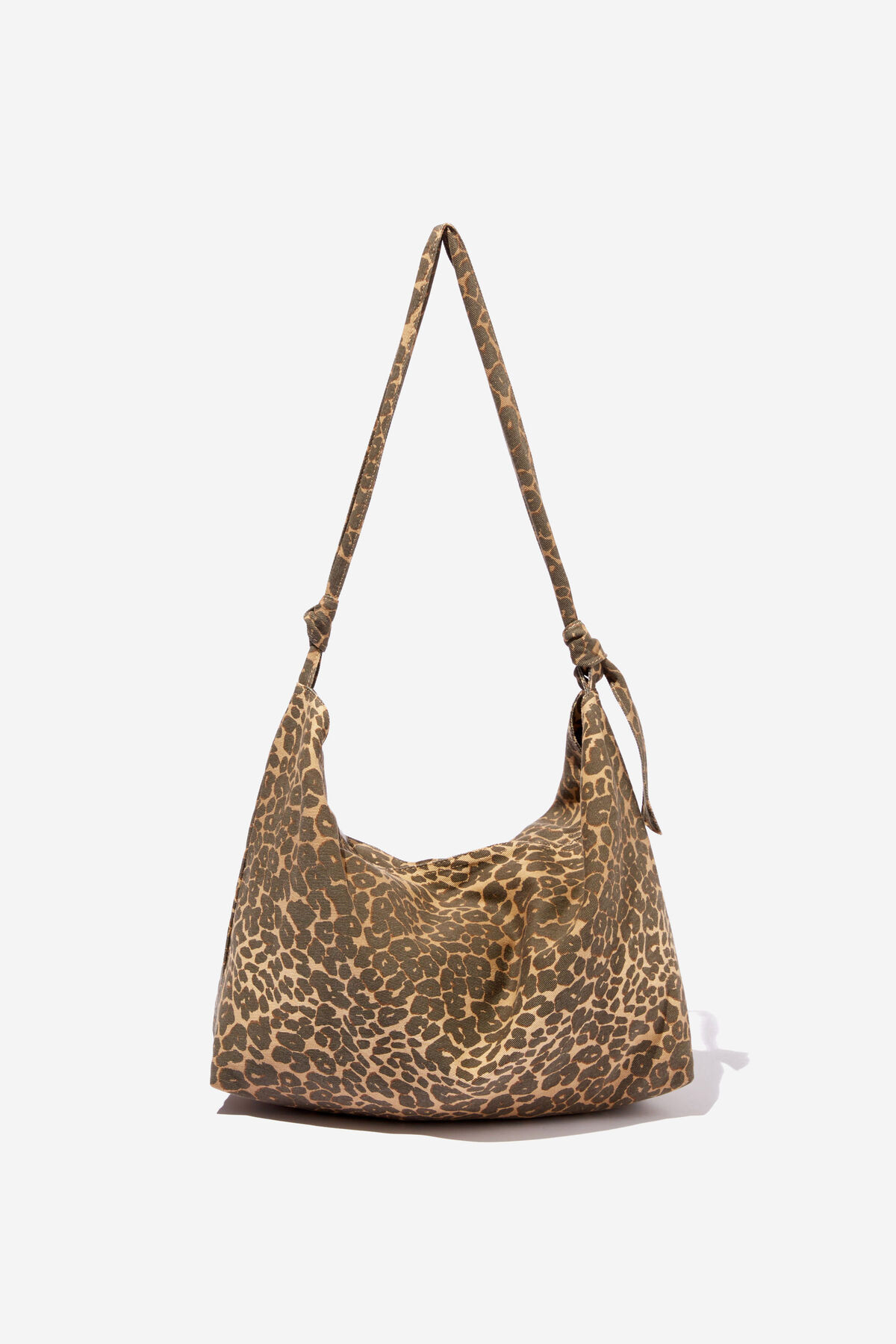Alex Knotted Slouchy Tote | Cotton On (US)