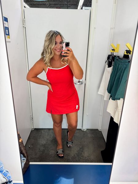 Active dresses are 50% off and this one would be perfect for traveling around the Fourth of July!

Add a blue hat or accessories and you’re good to go! 

Old navy
Old navy style
Old navy sale
Old navy finds
Midsize style
Midsize outfits 
Travel outfit
Airport outfit
Fourth of July outfits 



#LTKActive #LTKFindsUnder50 #LTKSeasonal