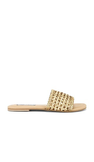 Steve Madden Gulf Slides in Metallic Gold, yellow. - size 6 | Revolve Clothing (Global)