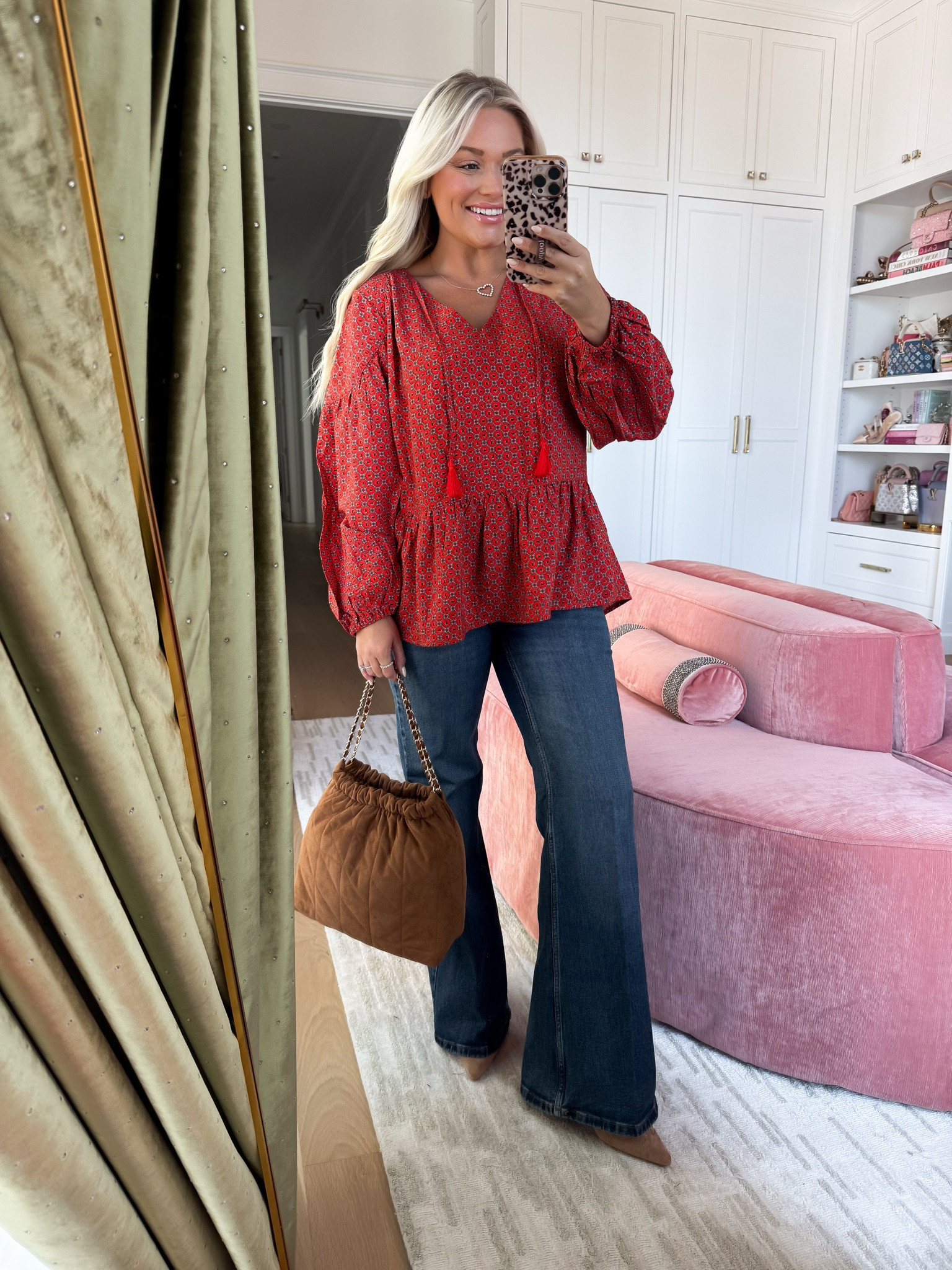 Obsessed with this blouse!

#LTKootd #LTKgrwm #LTKdayinmylife