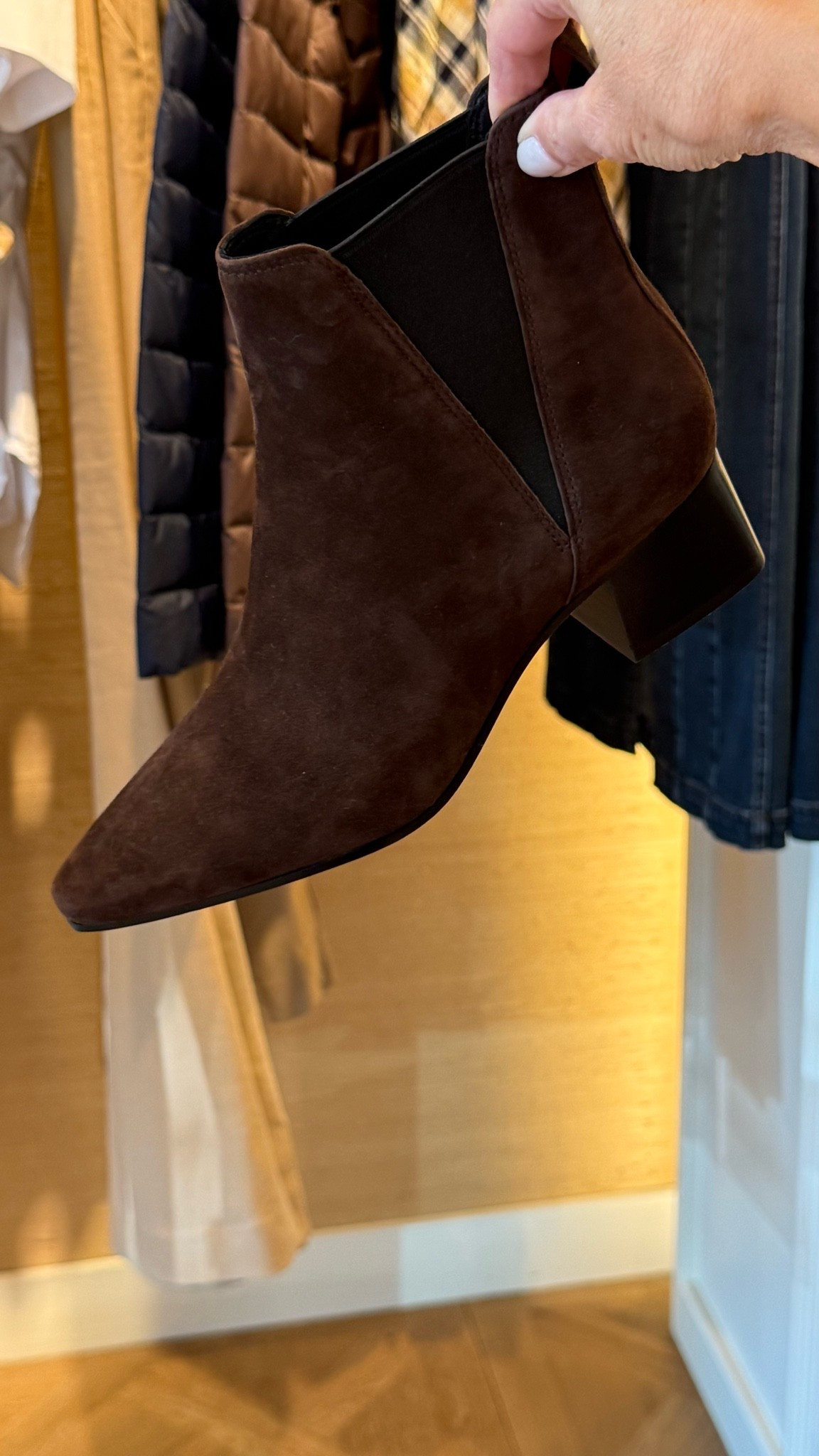 Spotted these boots while shopping in Dallas last week during LTKcon and immediately fell in love! These will be the PERFECT boots to have for fall. Love the color and the heel height is perfect 🫶🏻