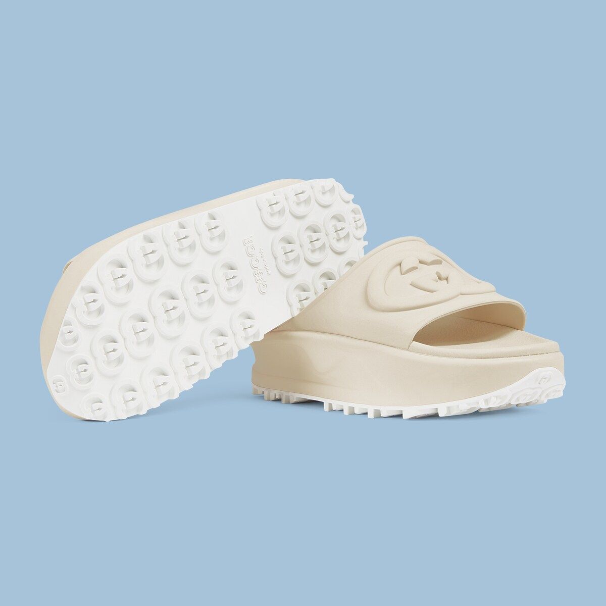 Gucci Women's slide sandal with Interlocking G | Gucci (US)
