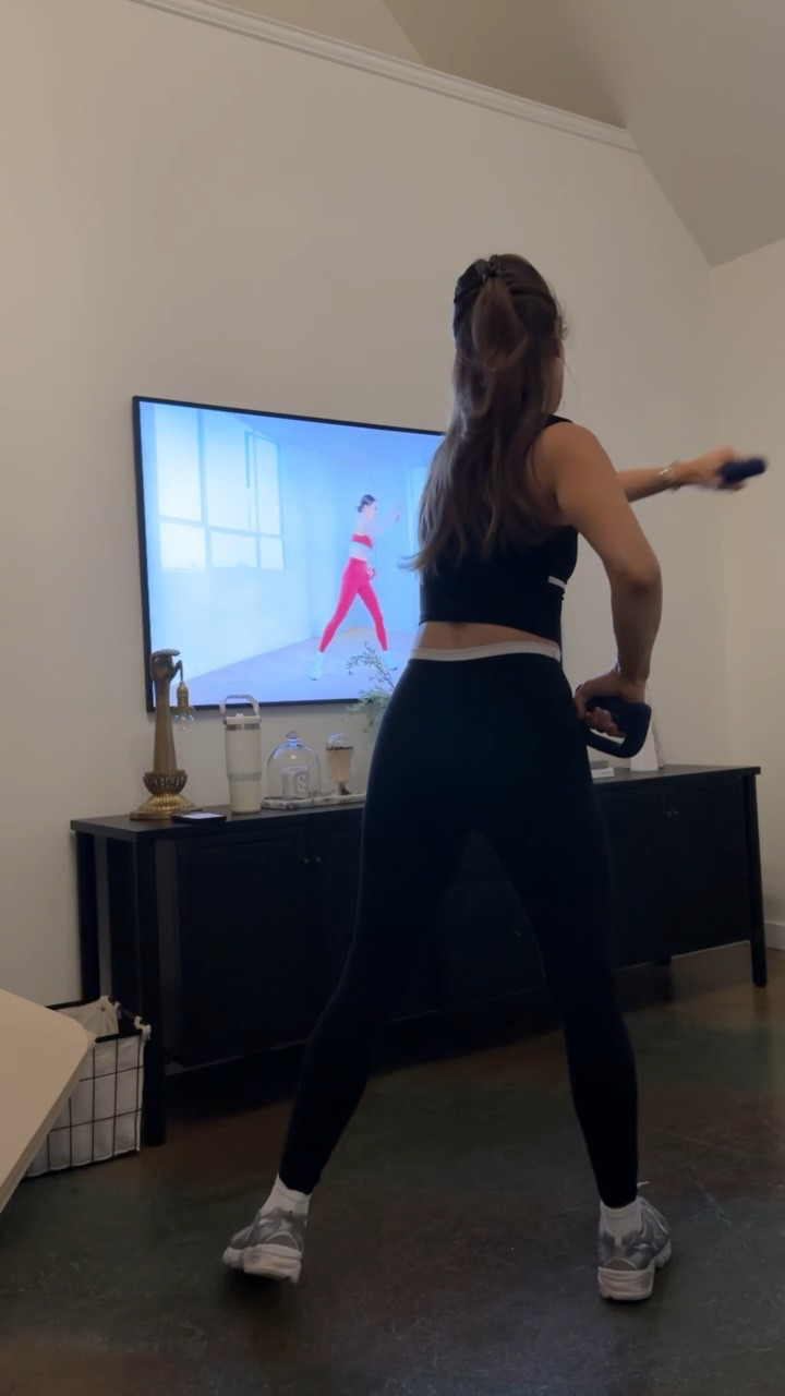 Sculpt Society's Black Friday Cyber Monday Sale is happening now! ✨
Get 25% off an annual subscription / $134.99 for 12 months 



#LTKSaleAlert #LTKActive #LTKCyberWeek