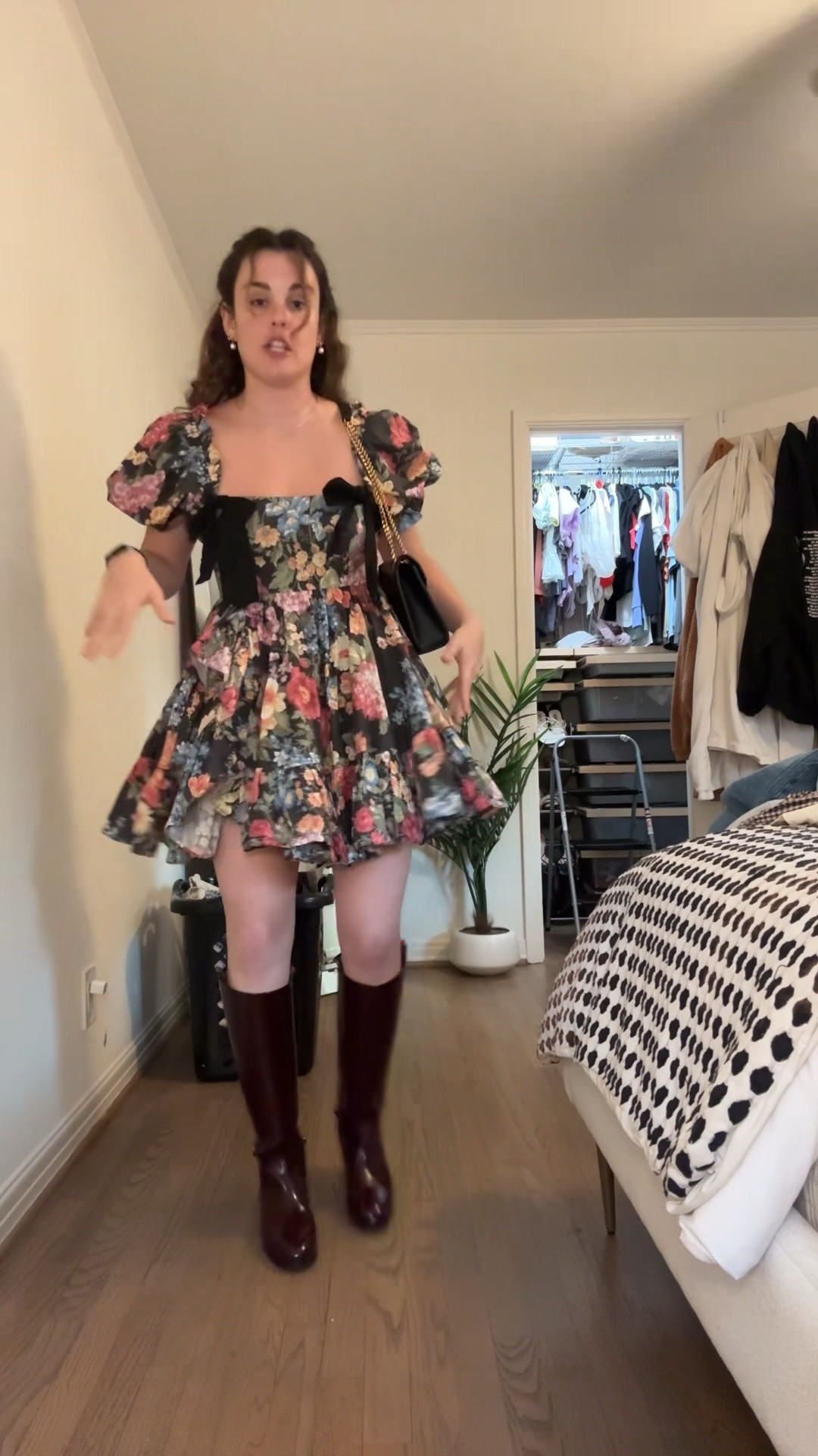 Probably my favorite outfit in my closet currently 

#LTKVideo #LTKItBag #LTKShoeCrush