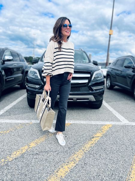 This is the perfect casual chic look, especially for the fall season approaching! And this bag is a must! #casualchic

#LTKBacktoSchool #LTKstyletip #LTKover40