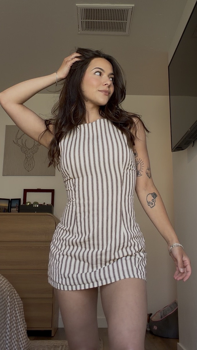 4’11 size 2. 100% Cotton dress with shorts, summer staple!

#LTKPetite