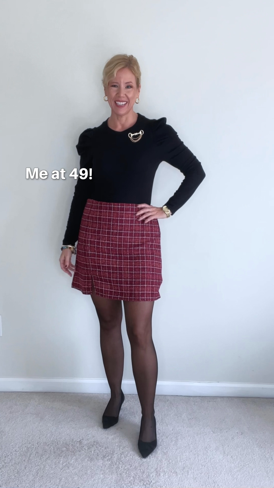 HELP! 😆

#LTKHoliday #LTKootd #LTKgrwm