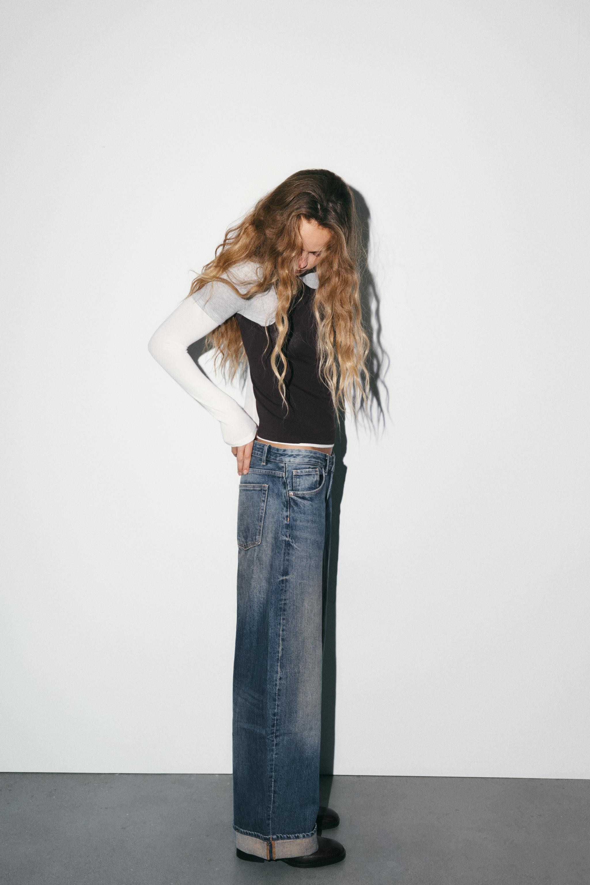 TRF BAGGY FOLDED MID-WAIST JEANS | Zara UK