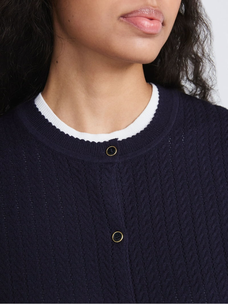 Free Assembly Women's and Women's Plus Cozy Yarn Welt Pocket Cable Cardigan Sweater, Midweight, S... | Walmart (US)