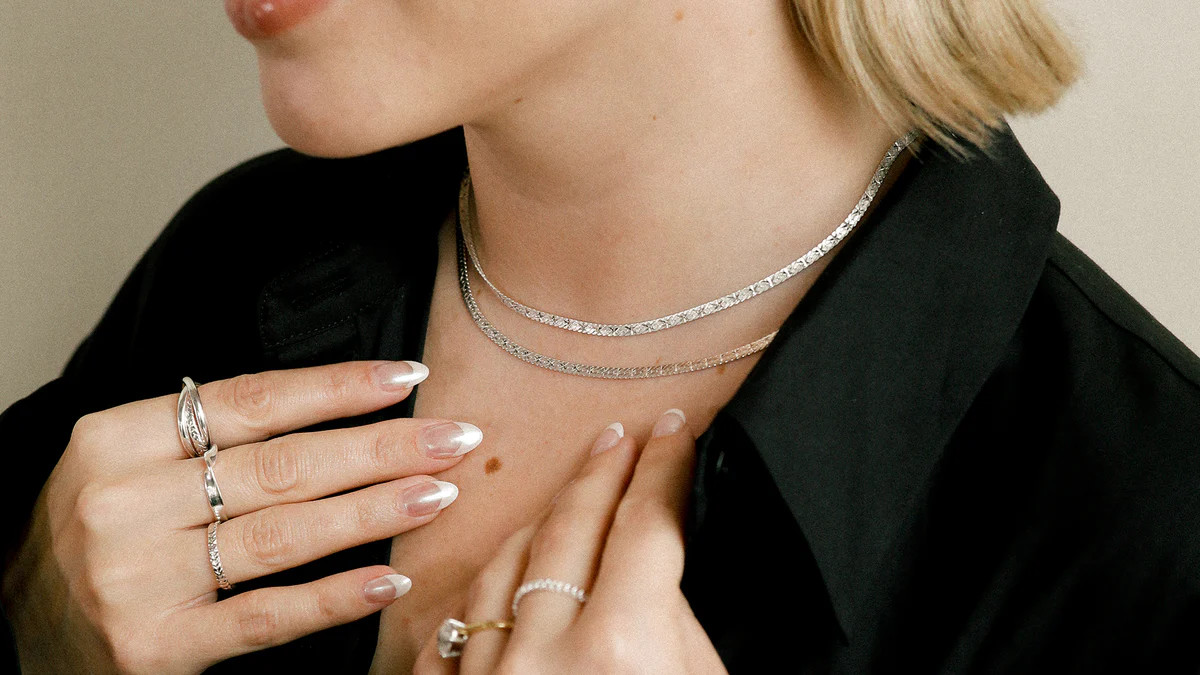 Estée Lalonde Wavy Snake Chain Necklace 18... | Daisy London Jewellery