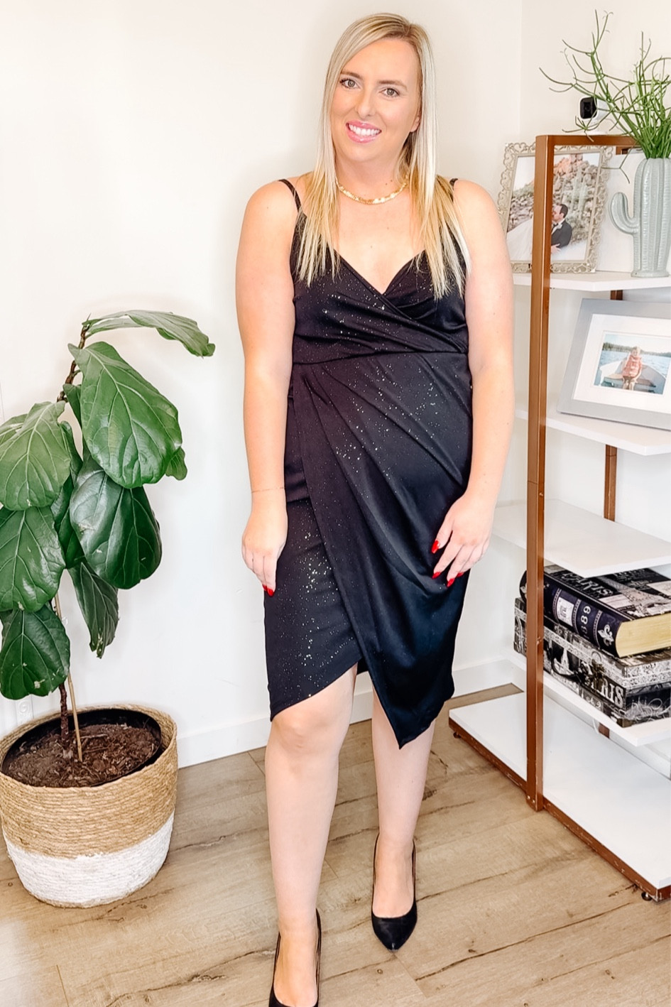 Holiday outfit. 
Christmas dress. 
Black dress. 
Midsize dress. 
Midsize holiday outfit. 
Anthropologie necklace. 
Holiday jewelry. 

Size XL dress

#LTKmidsize #LTKHoliday #LTKCyberWeek