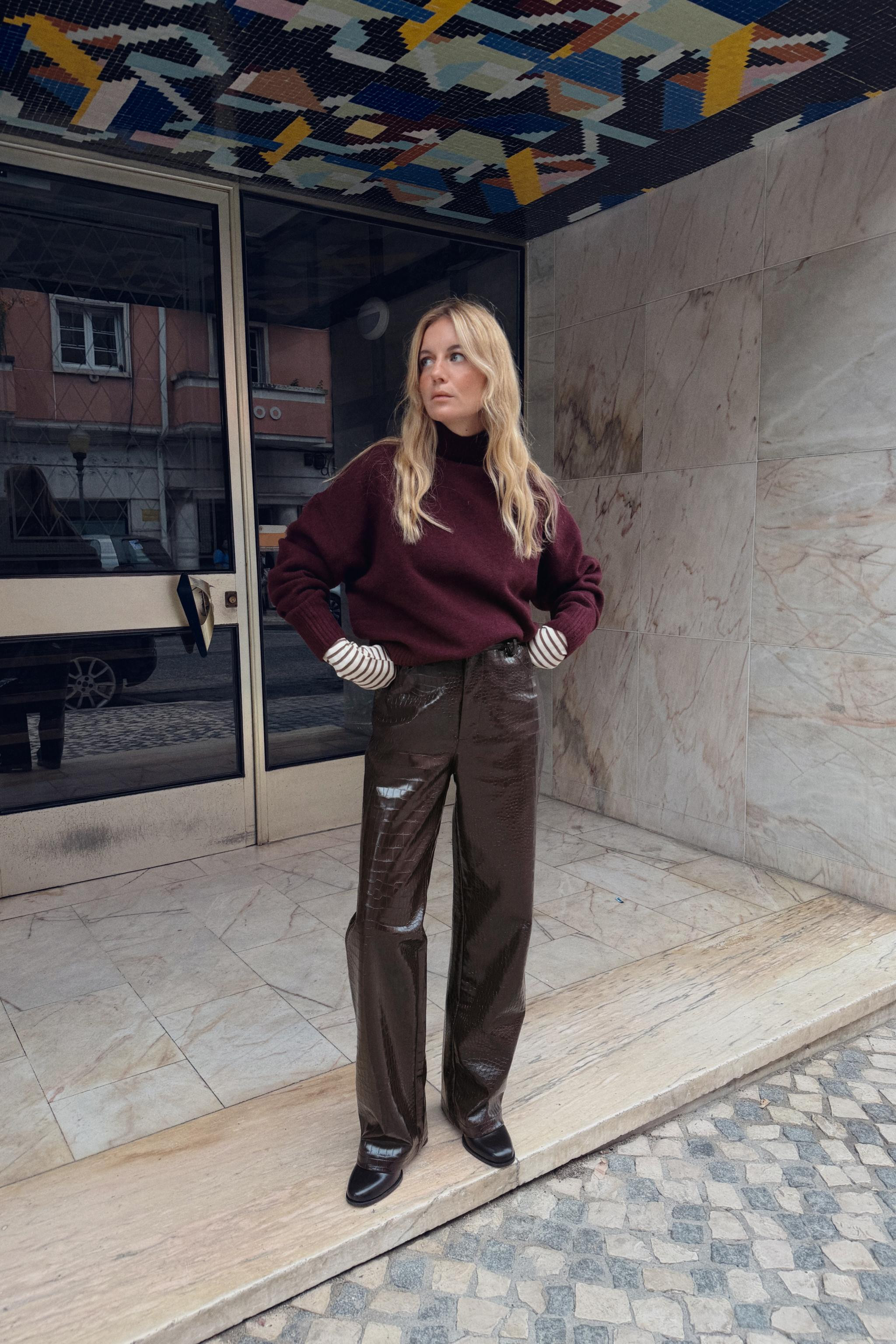 SOFT KNIT HIGH NECK JUMPER | Zara US