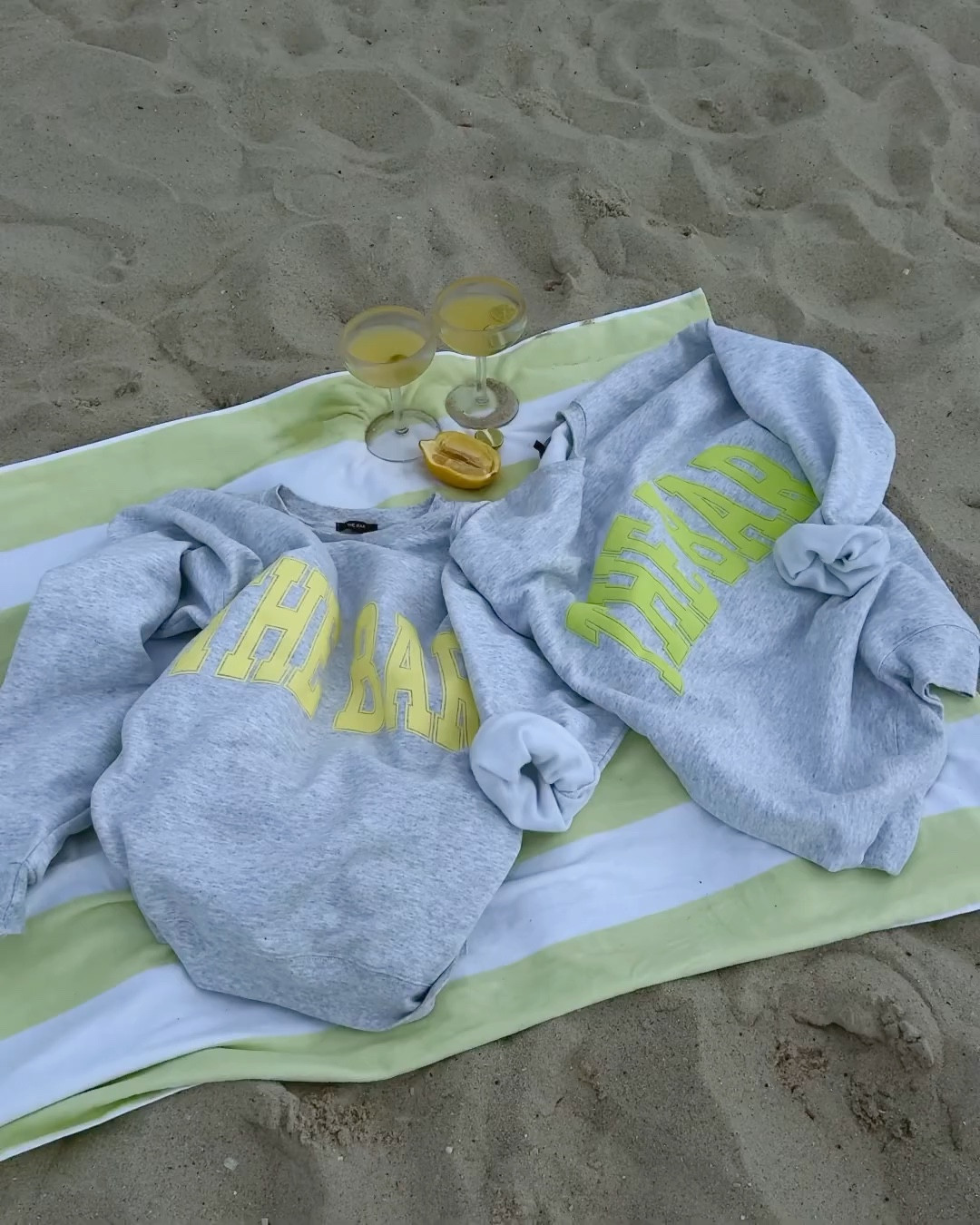 why are sweatshirts on a breezy beach the best feeling? 🍋🍋‍🟩 lemon lime drops NOW!

#LTKSeasonal #LTKStyleTip #LTKFindsUnder100