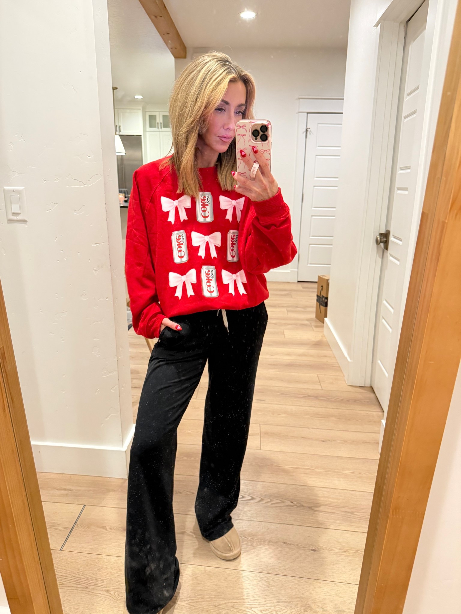 Comfortable ootd! My sweatshirt is only $20! 

#LTKgrwm #LTKdayinmylife #LTKValentine