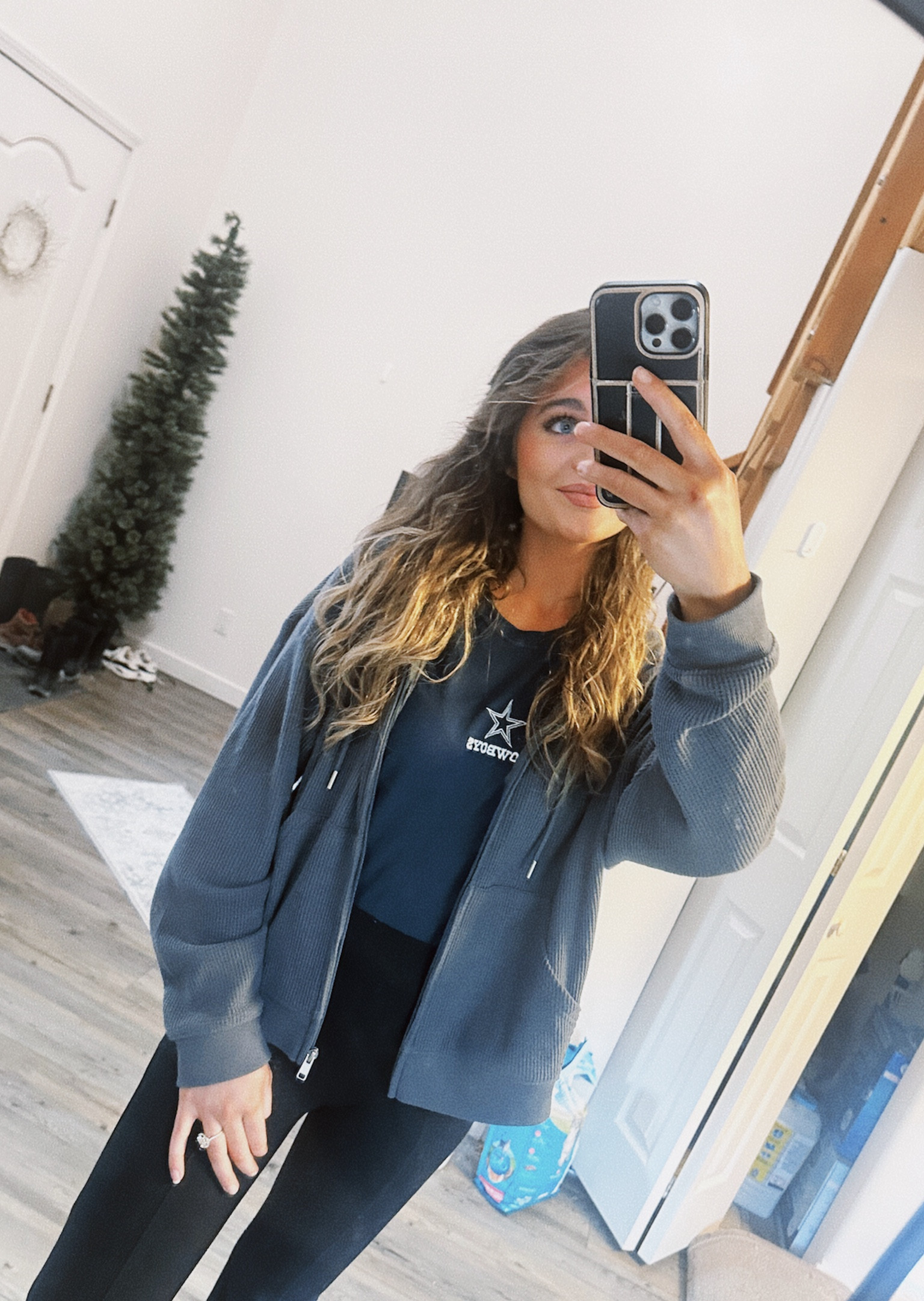 my comfy fit 🤍

#LTKFindsUnder50 #LTKFindsUnder100 #LTKStyleTip